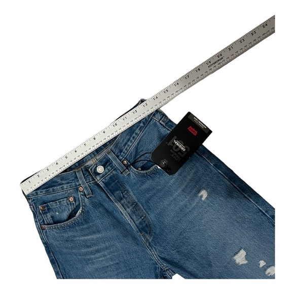 Levi’s 501 Straight Leg Distressed Button Fly Jeans Women’s Size 26 NWT - Picture 13 of 15